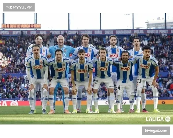 西班牙人后卫卡莱罗肌肉受伤 后防线人员配置面临调整压力 西班牙人后卫卡莱罗肌肉受伤 后防线人员配置面临调整压力